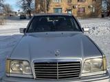 Mercedes-Benz E 200 1993 года за 2 200 000 тг. в Жезказган