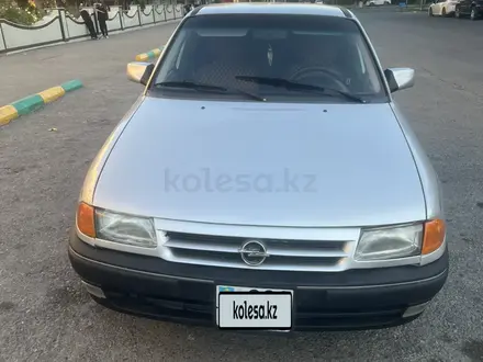 Opel Astra 1994 года за 1 600 000 тг. в Шымкент – фото 4