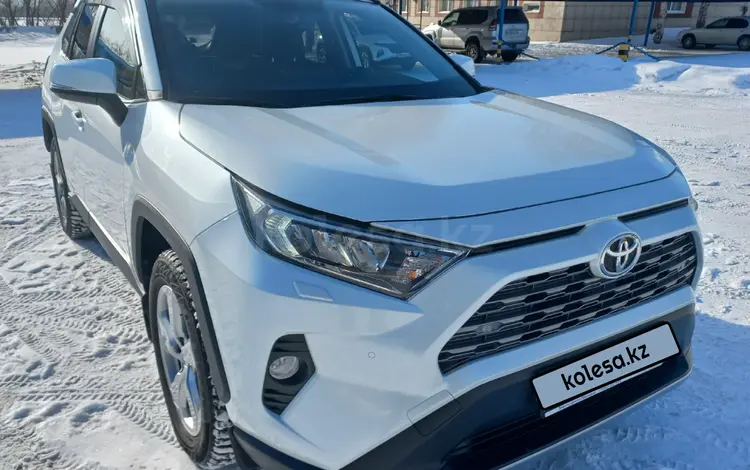 Toyota RAV4 2021 года за 16 490 000 тг. в Усть-Каменогорск