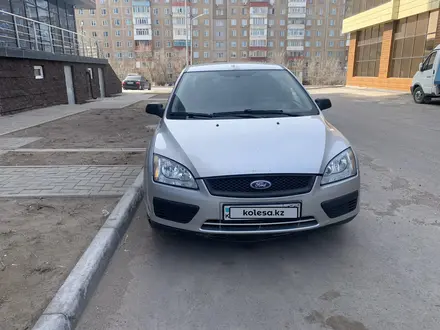 Ford Focus 2006 года за 1 900 000 тг. в Караганда – фото 2