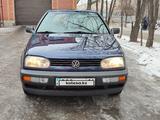 Volkswagen Golf 1994 годаүшін2 400 000 тг. в Усть-Каменогорск – фото 3