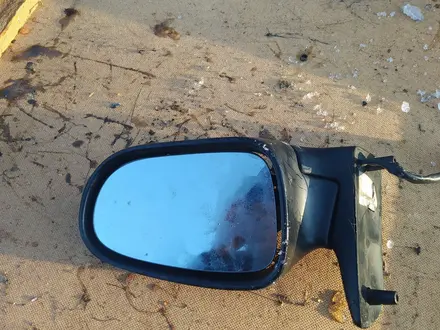 Зеркала с повреждениями за 3 000 тг. в Караганда