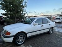 Mercedes-Benz C 200 1993 годаүшін1 500 000 тг. в Астана