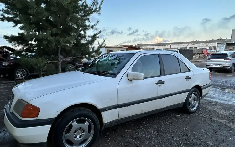 Mercedes-Benz C 200 1993 годаүшін1 500 000 тг. в Астана