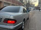 Mercedes-Benz E 230 1996 года за 2 450 000 тг. в Астана – фото 4