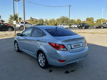 Hyundai Accent 2011 года за 5 200 000 тг. в Актобе – фото 4