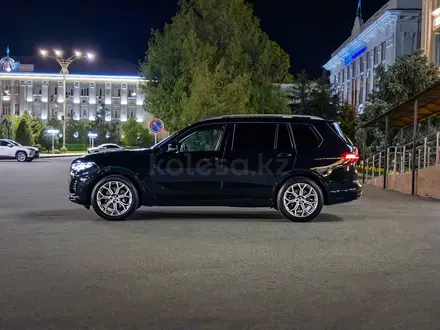 BMW X7 2021 года за 35 000 000 тг. в Алматы – фото 28