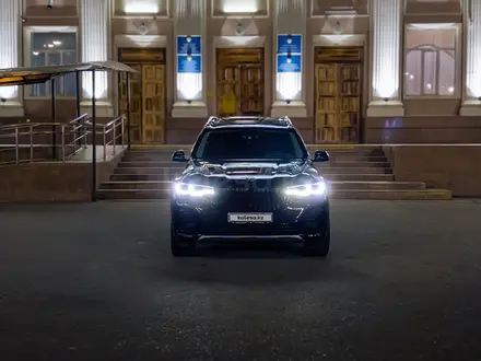BMW X7 2021 года за 35 000 000 тг. в Алматы – фото 2