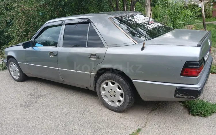 Mercedes-Benz E 200 1990 годаүшін1 300 000 тг. в Карабулак (Ескельдинский р-н)