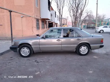 Mercedes-Benz E 230 1991 года за 1 100 000 тг. в Туркестан – фото 2