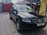 Volkswagen Touareg 2005 года за 5 500 000 тг. в Алматы