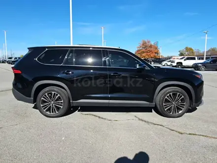 Toyota Grand Highlander 2024 года за 47 900 000 тг. в Алматы – фото 4