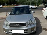 Toyota RAV4 2002 годаfor4 634 500 тг. в Астана