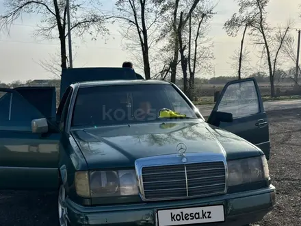 Mercedes-Benz E 230 1990 года за 1 500 000 тг. в Алматы – фото 5
