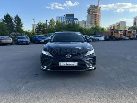 Toyota Camry 2023 года за 16 800 000 тг. в Астана – фото 5
