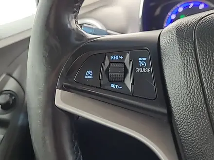 Chevrolet Tracker 2014 года за 4 340 000 тг. в Алматы – фото 22