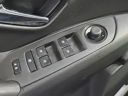 Chevrolet Tracker 2014 года за 4 340 000 тг. в Алматы – фото 26