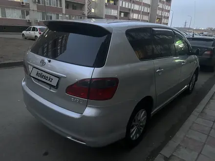 Toyota Ipsum 2005 года за 5 200 000 тг. в Атырау – фото 4