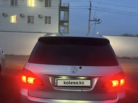 Toyota Ipsum 2005 года за 5 200 000 тг. в Атырау – фото 5