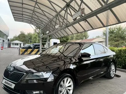 Skoda Superb 2019 года за 14 500 000 тг. в Алматы – фото 45