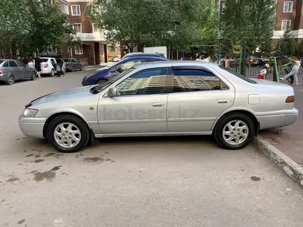 Toyota Camry Gracia 1997 года за 3 500 000 тг. в Астана – фото 5