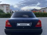 Mercedes-Benz C 200 1996 года за 2 100 000 тг. в Караганда – фото 5