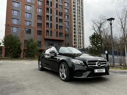 Mercedes-Benz E 200 2018 года за 19 700 000 тг. в Алматы