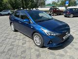 Hyundai Accent 2021 года за 8 500 000 тг. в Усть-Каменогорск – фото 2