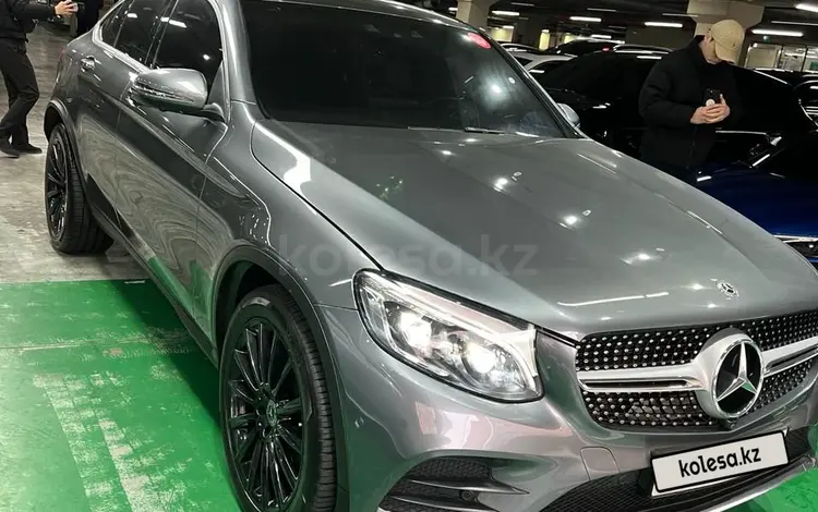 Mercedes-Benz GLC Coupe 300 2019 года за 27 800 000 тг. в Астана