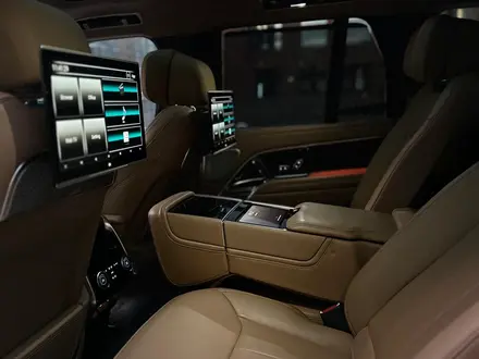 Land Rover Range Rover 2022 года за 120 000 000 тг. в Алматы – фото 9
