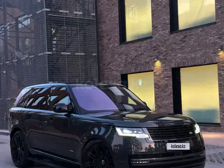 Land Rover Range Rover 2022 года за 120 000 000 тг. в Алматы – фото 23