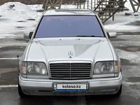 Mercedes-Benz E 280 1994 года за 2 100 000 тг. в Алматы