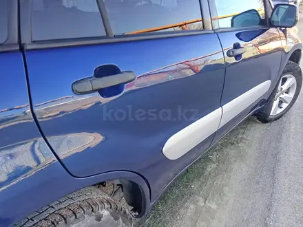 Toyota RAV4 2004 года за 4 900 000 тг. в Алматы – фото 15
