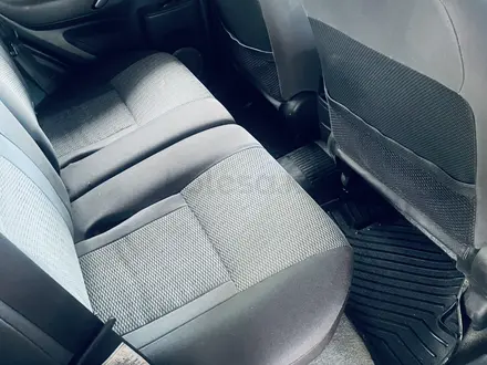 Toyota RAV4 2004 года за 4 900 000 тг. в Алматы – фото 30