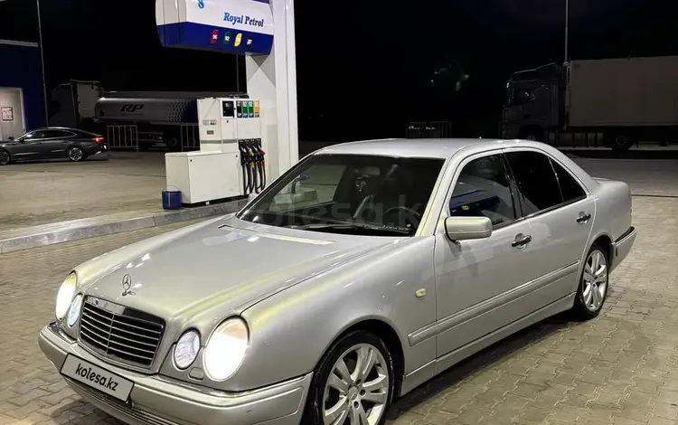 Mercedes-Benz E 320 1996 годаүшін2 700 000 тг. в Алматы