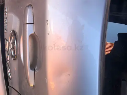 Крышка багажника на рав4 за 200 000 тг. в Алматы – фото 2