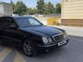 Mercedes-Benz E 320 2001 года за 3 900 000 тг. в Шымкент – фото 3