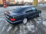 Mercedes-Benz E 240 1999 года за 3 500 000 тг. в Уральск – фото 5