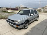 Volkswagen Golf 1992 годаүшін1 700 000 тг. в Тараз