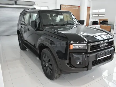 Toyota Land Cruiser Prado Luxe+ 2025 года за 45 390 000 тг. в Атырау – фото 2