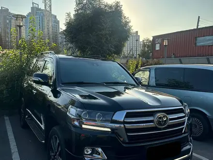Toyota Land Cruiser 2019 года за 45 000 000 тг. в Алматы – фото 2