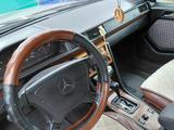 Mercedes-Benz E 220 1994 годаүшін1 800 000 тг. в Караганда