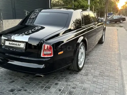 Rolls-Royce Phantom 2007 года за 45 000 000 тг. в Шымкент – фото 8