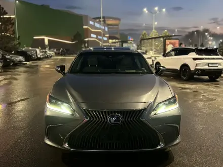 Lexus ES 250 2019 года за 19 000 000 тг. в Алматы – фото 6