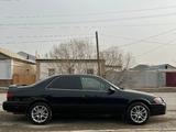 Toyota Camry 2000 года за 4 200 000 тг. в Кызылорда – фото 2