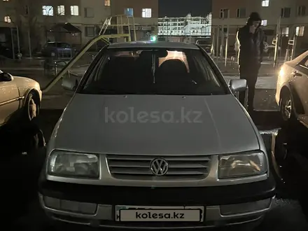 Volkswagen Vento 1993 года за 1 300 000 тг. в Тараз – фото 9