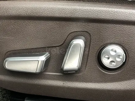 Kia K7 2018 года за 11 000 000 тг. в Алматы – фото 21