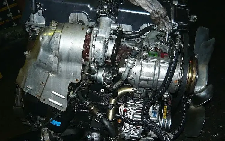 Контрактные двигатели из Японий Isuzu 4JX1 3.0 за 585 000 тг. в Алматы