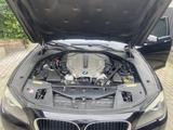 BMW 750 2008 года за 9 200 000 тг. в Алматы – фото 5