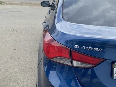 Hyundai Elantra 2016 года за 6 000 000 тг. в Уральск – фото 4